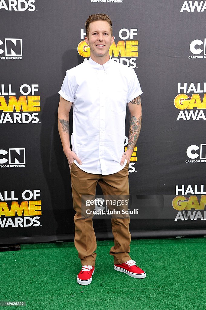 Cartoon Network's Fourth Annual Hall Of Game Awards - Green Carpet Arrivals