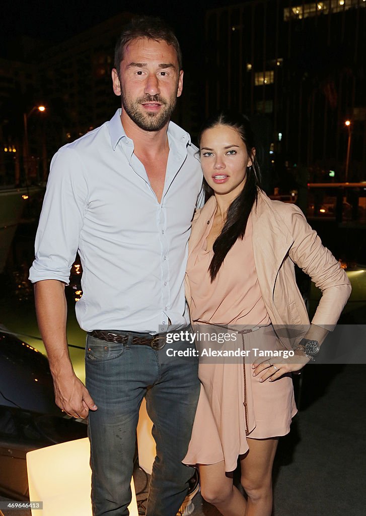 Adriana Lima Attends Party During Miami Boat Show