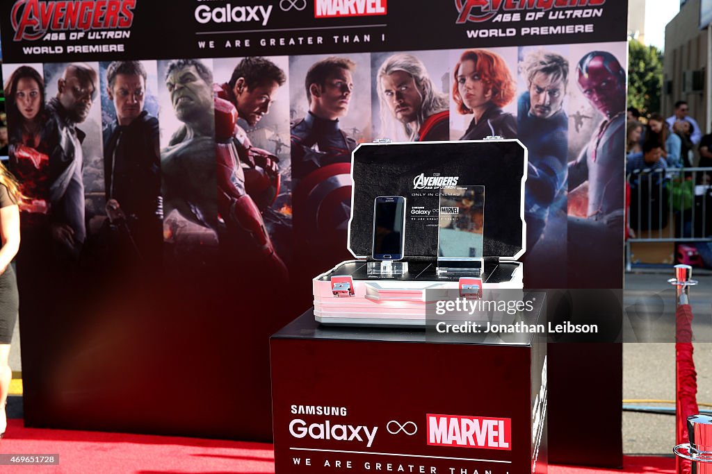 Samsung Celebrates The Release Of "Avengers: Age Of Ultron"