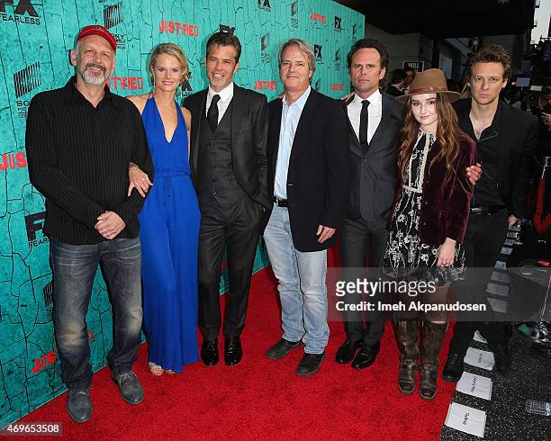 Justified' cast members Nick Searcy, Joelle Carter, Timothy Olyphant, Walton Goggins, Kaitlyn Dever, and Jacob Pitts with show creator, Graham Yost ,...