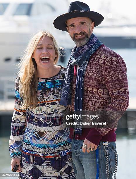 Piper Perabo and her husband writer, director Stephen Kay pose during the 'The Fight' photocall at MIPTV on April 14, 2015 in Cannes, France.