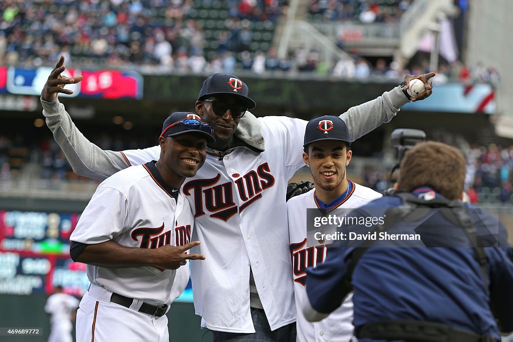 Kevin Garnett Throws out First Pitch at Minnesota Twins Game