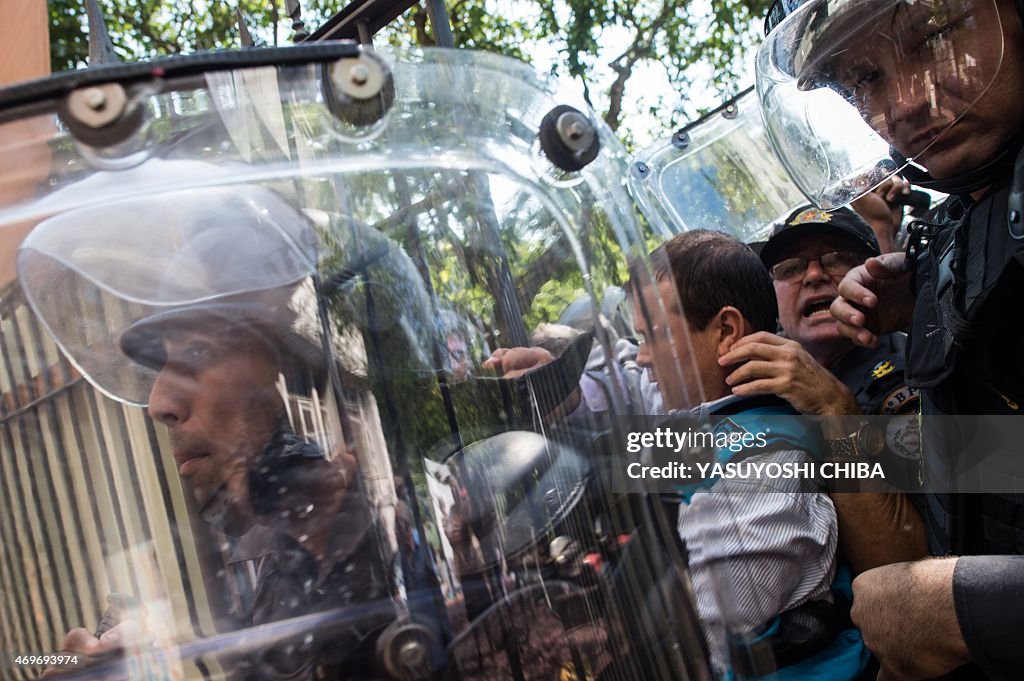 BRAZIL-SQUATTER-OCCUPATION-HOUSING