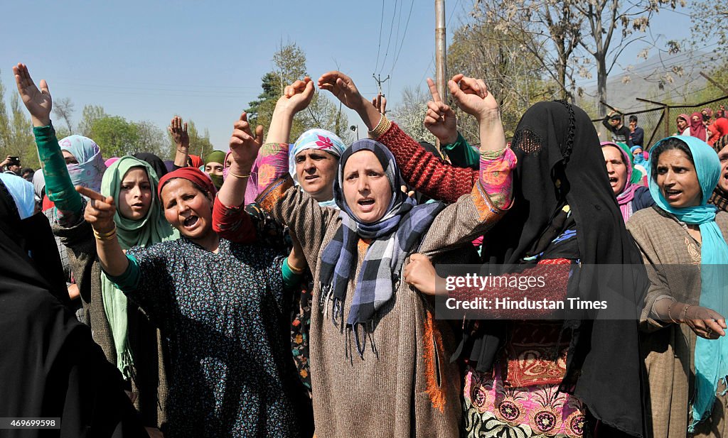 Kashmiri Villagers Attend The Funeral Of Rebel's Brother