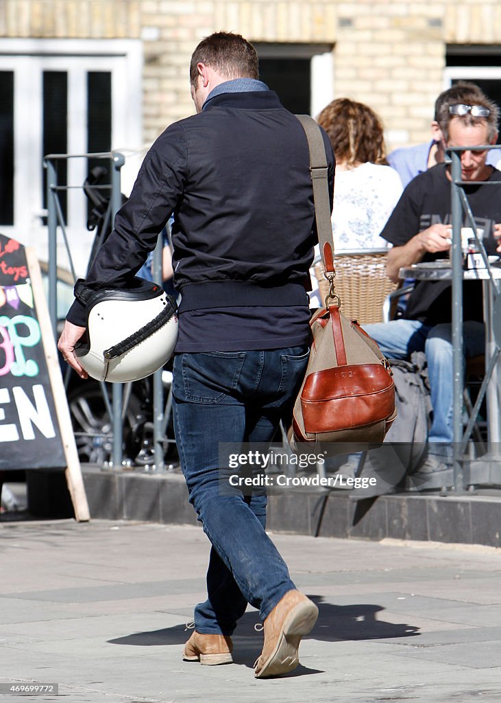 Dermot O'Leary Sighting -  April 14,2015