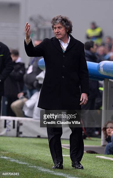 Head coach Alberto Malesani of US Sassuolo Calcio reacts during the Serie A match between US Sassuolo Calcio and SSC Napoli on February 16, 2014 in...