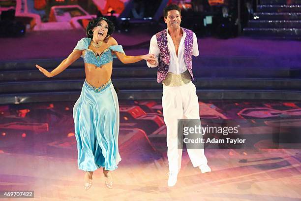Episode 2005" - "Dancing with the Stars" marked the halfway point of the competition with its biggest show yet, "Disney Night," with all new...