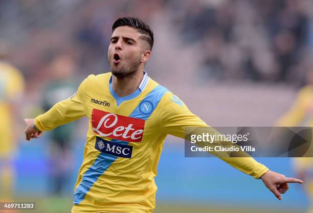 Lorenzo Insigne of SSC Napoli celebrates scoring the second goal during the Serie A match between US Sassuolo Calcio and SSC Napoli on February 16,...