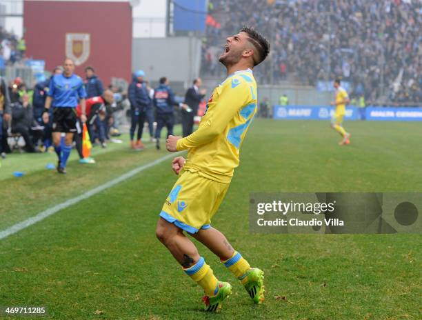 Lorenzo Insigne of SSC Napoli celebrates scoring the second goal during the Serie A match between US Sassuolo Calcio and SSC Napoli on February 16,...