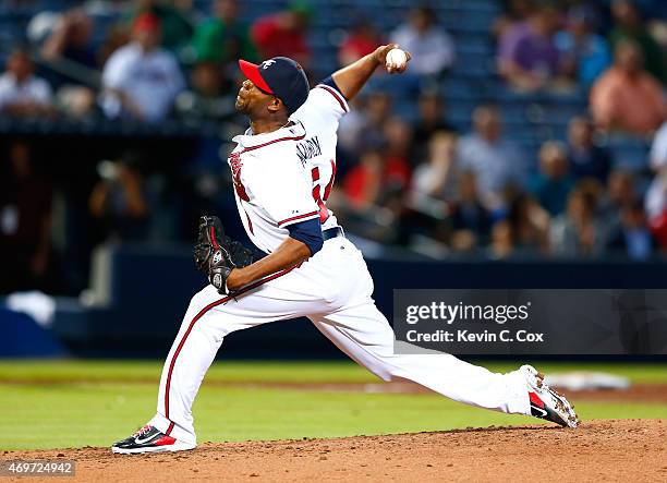 Sugar Ray Marimon of the Atlanta Braves pitches in the third inning against the Miami Marlins at Turner Field on April 14, 2015 in Atlanta, Georgia.