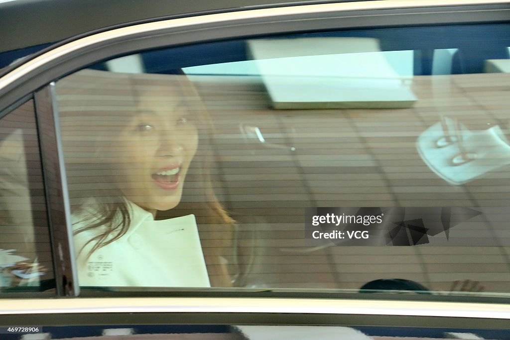 Ha Ji-won Arrives At Shanghai Pudong International Airport