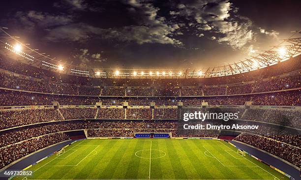 dramático estádio de futebol - wide angle imagens e fotografias de stock