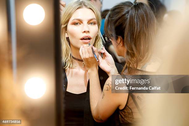 Aline Weber backstage at the Agua de Coco por Liana Thomaz show during SPFW Summer 2016 at Parque Candido Portinari on April 14, 2015 in Sao Paulo,...