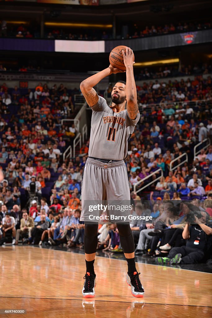 Los Angeles Clippers v Phoenix Suns