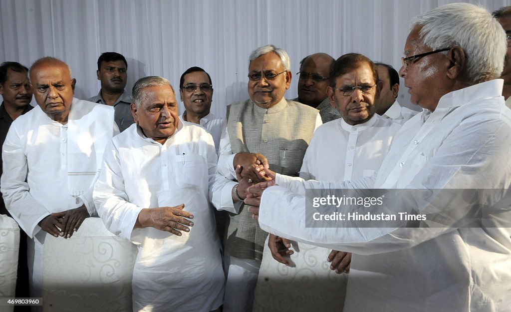 Six Janata Parivar Parties Announce Merger