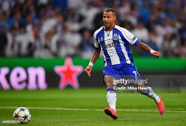 Ricardo Quaresma of FC Porto scores their second goal during the UEFA Champions League Quarter Final first leg match between FC Porto and FC Bayern...