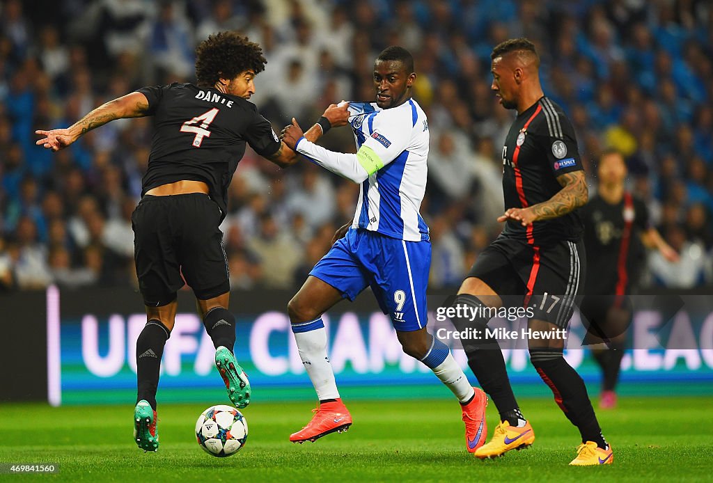 FC Porto v FC Bayern Muenchen - UEFA Champions League Quarter Final: First Leg