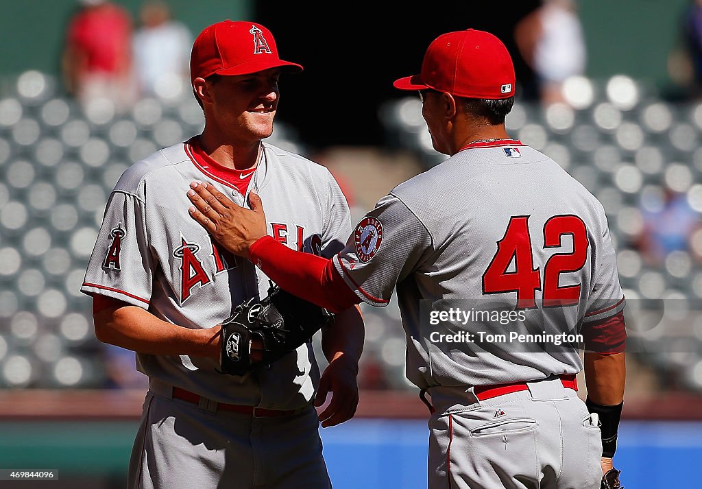 Los Angeles Angels of Anaheim v Texas Rangers