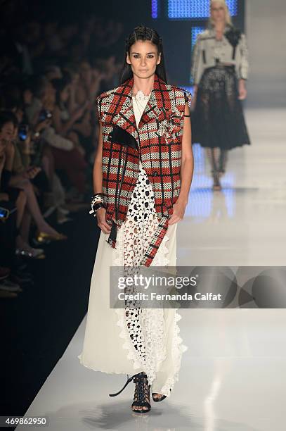 Carol Ribeiro walks the runway during the Colcci show at SPFW Summer 2016 at Parque Candido Portinari on April 15, 2015 in Sao Paulo, Brazil.