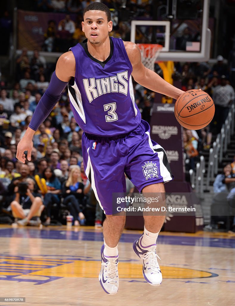 Sacramento Kings v Los Angeles Lakers