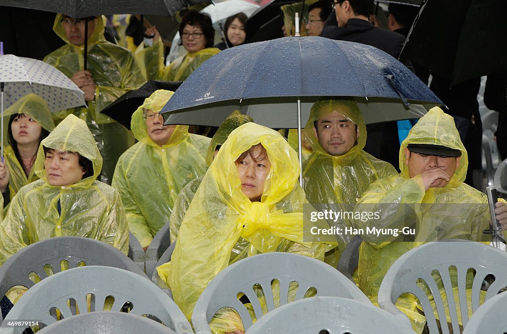 People Mourn At Sewol Disaster Memorial In Ansan