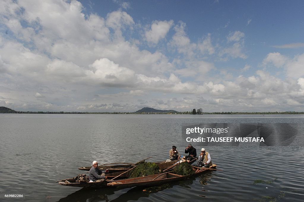 INDIA-KASHMIR-ENVIRONMENT-LAKE