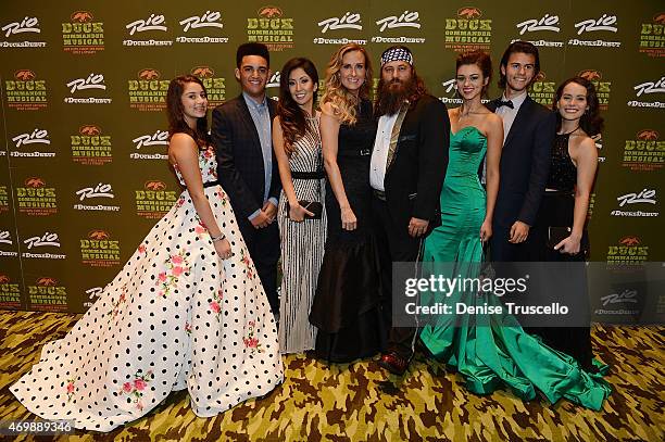 Personalities Bella Robertson, Korie Robertson, Willie Robertson, Sadie Robertson and John Luke Robertson arrive at the world premiere of "Duck...