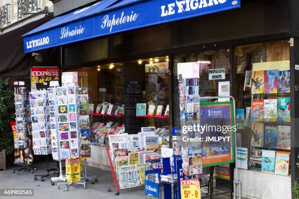 Newsagents Sign 536 Newsagent Sign Stock Photos, High-Res Pictures, and Images - Getty ...