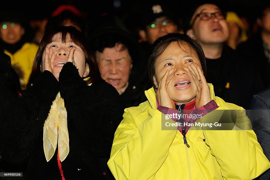 Relatives Of Sewol Victims Protest In Seoul