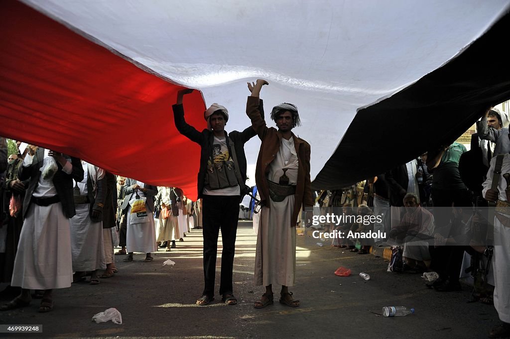 Houthis hold protest in Yemen's capital Sanaa