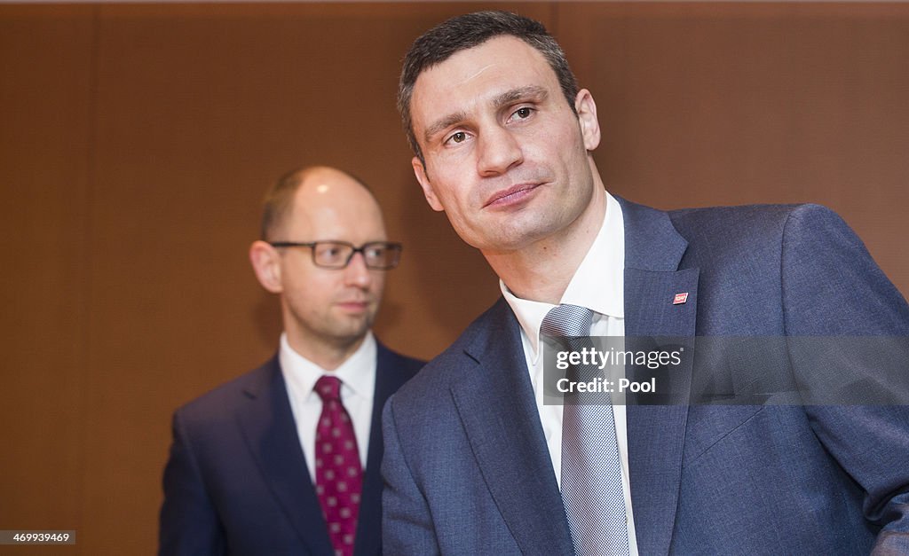 Ukrainian Opposition Leaders Visit Berlin