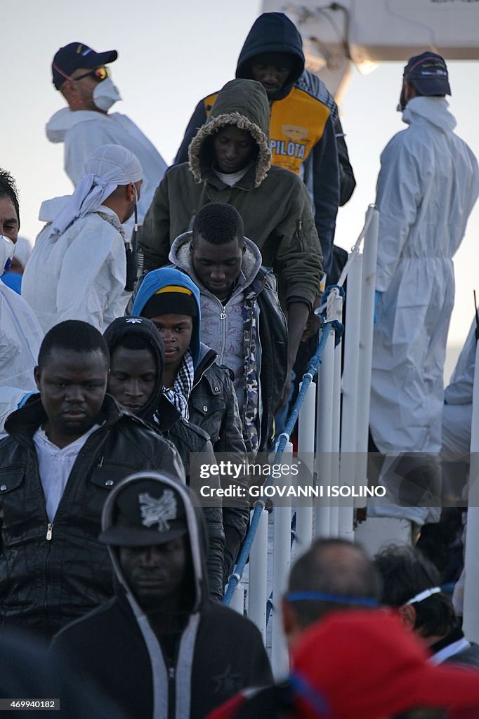 ITALY-IMMIGRATION-SHIPWRECK