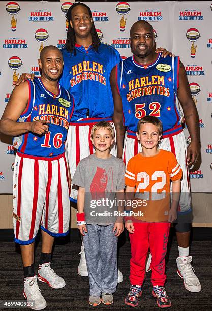 Singer Britney Spears sons Sean Federline and Jayden James Federline with Harlem Globetrotters Scooter , Stretch and Big Easy at Staples Center on...