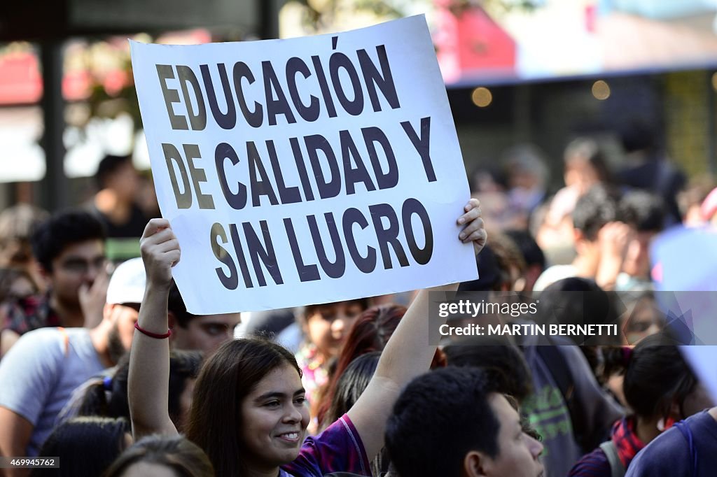 CHILE-PROTEST-EDUCATION