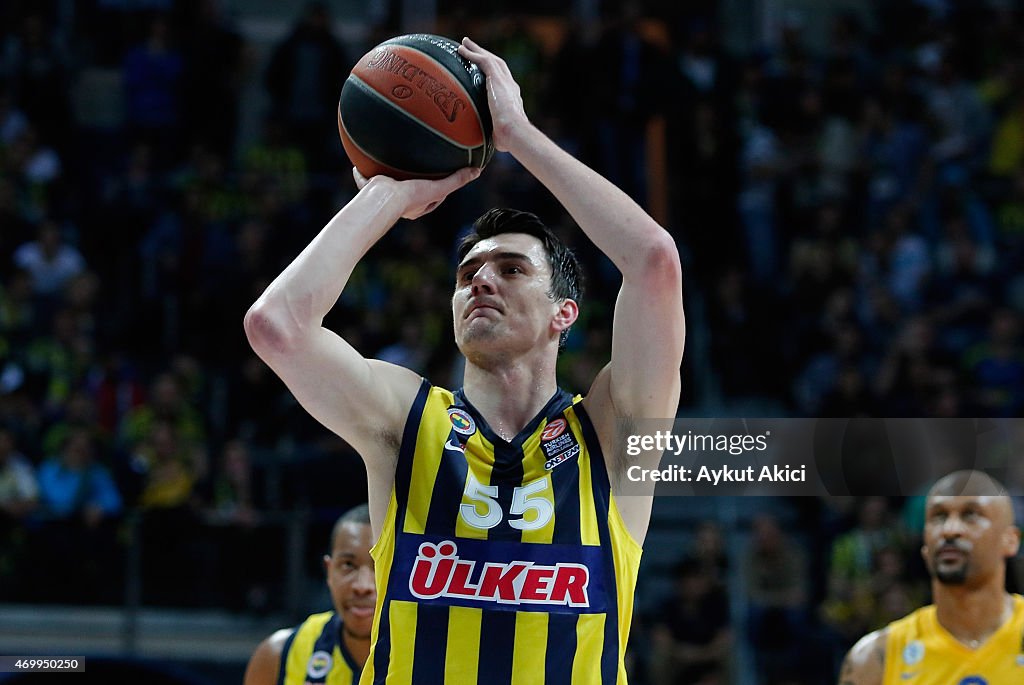 Fenerbahce Ulker Istanbul v Maccabi Electra Tel Aviv - Turkish Airlines Euroleague Play Off