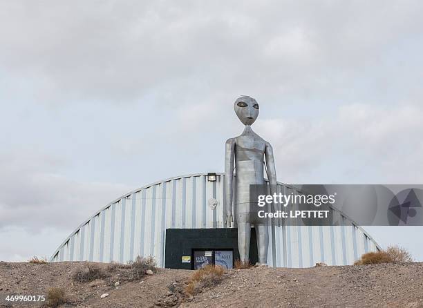 alien research center - area 51 stock pictures, royalty-free photos & images