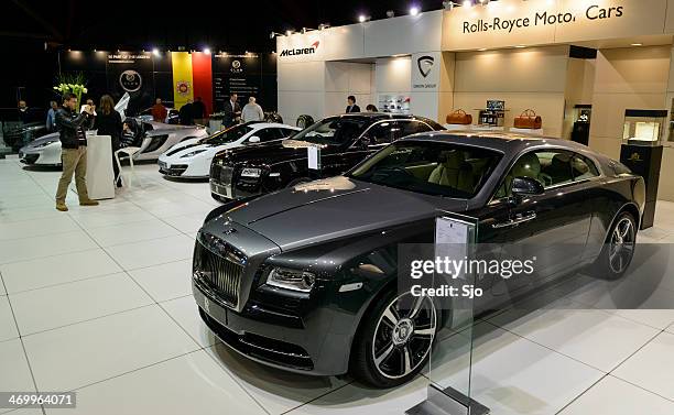 rolls royce wraith - rolls royce wraith stock pictures, royalty-free photos & images