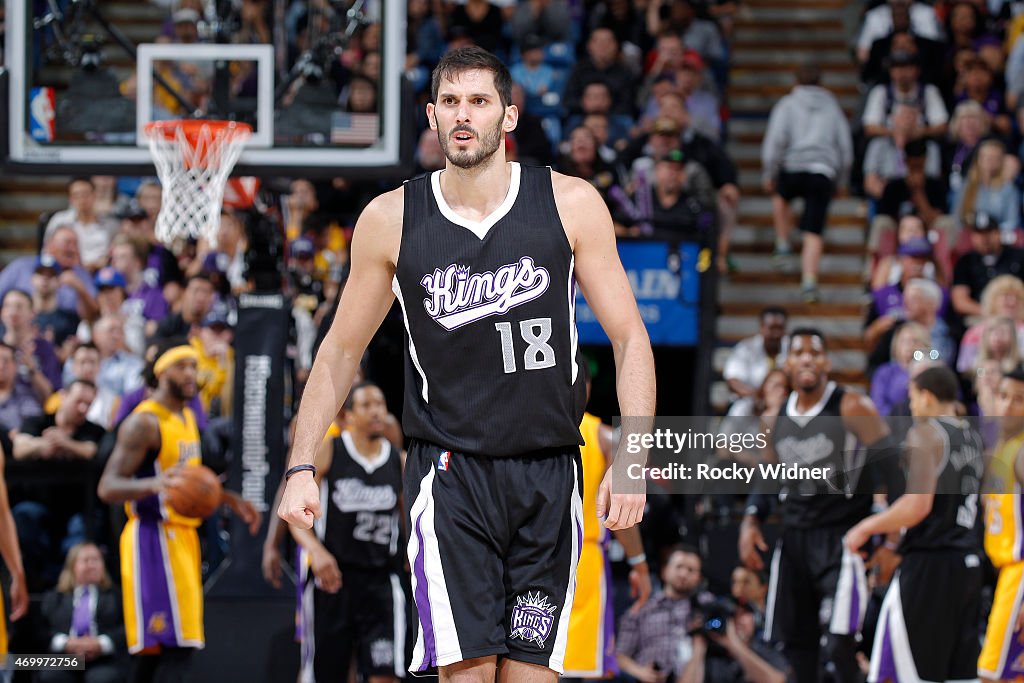 Los Angeles Lakers v Sacramento Kings