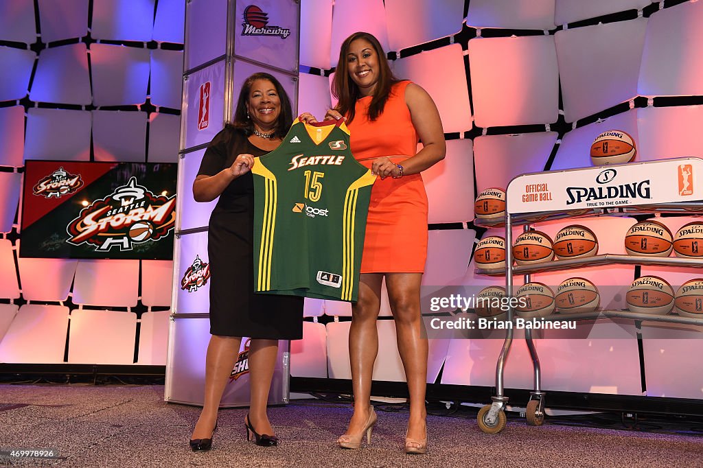 2015 WNBA Draft and Portraits