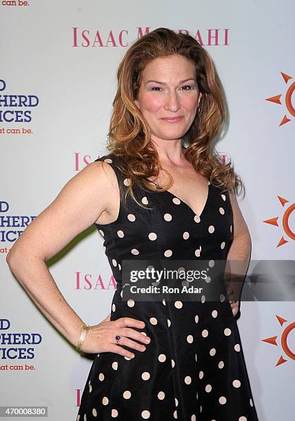 Actress Ana Gasteyer attends the Good Shepherd Services Spring Party 2015 hosted by Isaac Mizrahi on April 16, 2015 in New York City, United States.