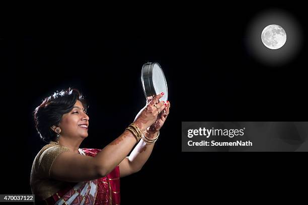 1,114 Karva Chauth Photos and Premium High Res Pictures - Getty Images 1,114 Karva Chauth Photos and Premium High Res Pictures - Getty Images