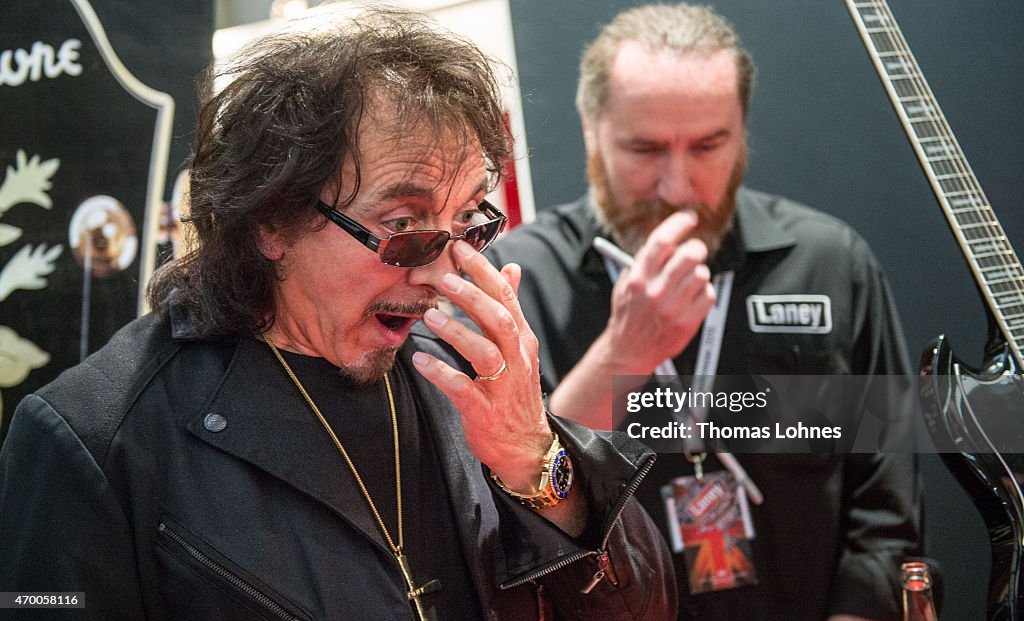 Tony Iommi Visits Gibson At Musikmesse Frankfurt