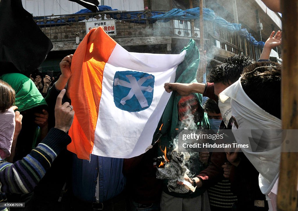 Protest In Srinagar Over Arrest Of Separatist Leader Masarat Alam