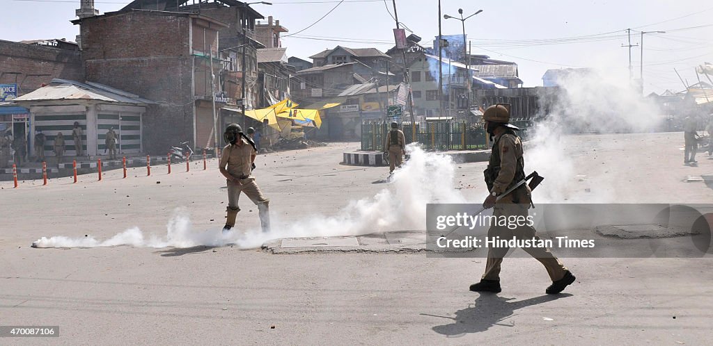 Protest In Srinagar Over Arrest Of Separatist Leader Masarat Alam