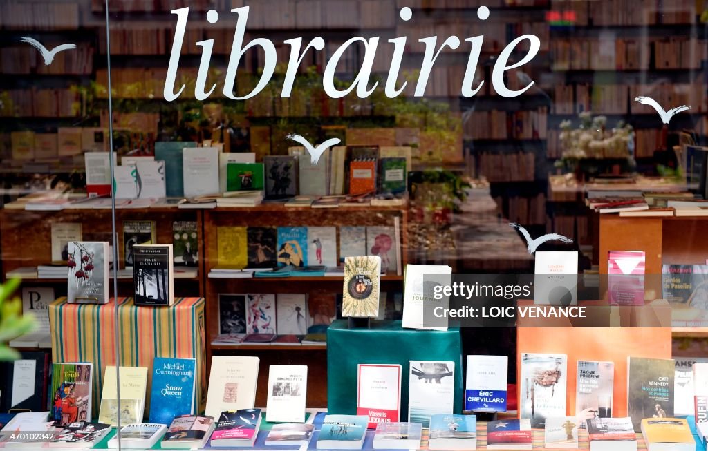 FRANCE-PARIS-BOOK-SHOP