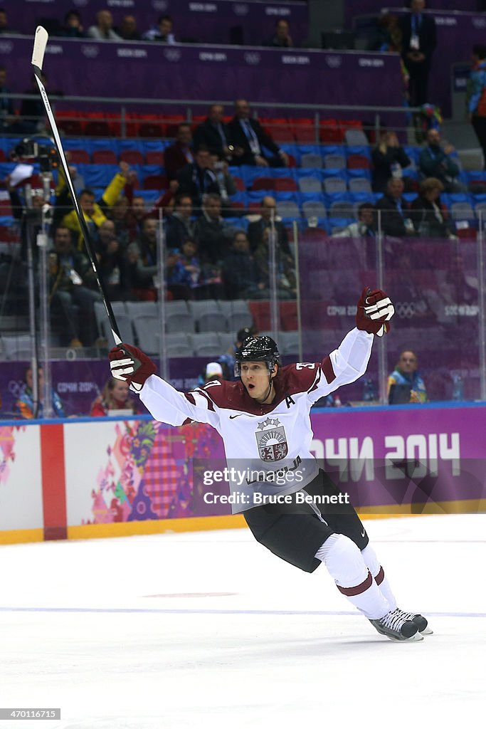 Ice Hockey - Winter Olympics Day 11 - Switzerland v Latvia