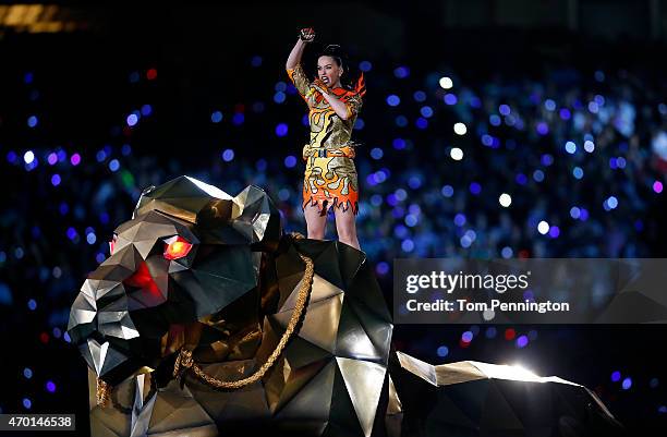 Singer Katy Perry performs during the Pepsi Super Bowl XLIX Halftime Show at University of Phoenix Stadium on February 1, 2015 in Glendale, Arizona.