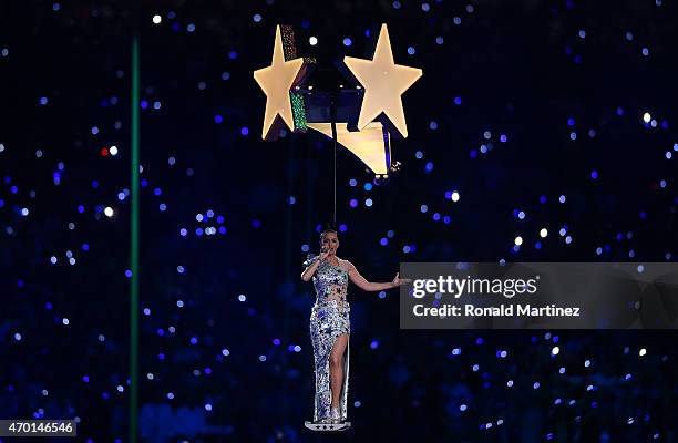 Singer Katy Perry performs during the Pepsi Super Bowl XLIX Halftime Show at University of Phoenix Stadium on February 1, 2015 in Glendale, Arizona.