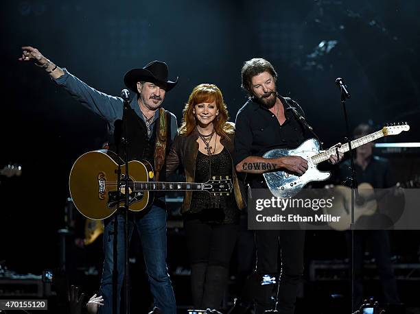 Recording artists Kix Brooks, Reba McEntire and Ronnie Dunn perform onstage during ACM Presents: Superstar Duets at Globe Life Park in Arlington on...