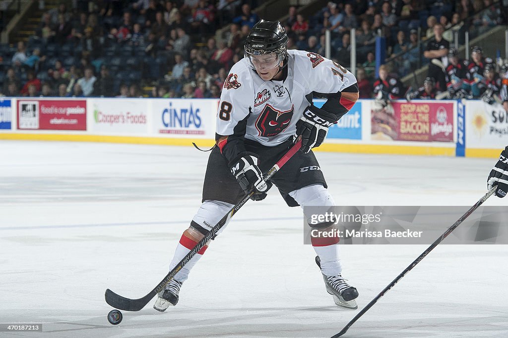 Calgary Hitmen v Kelowna Rockets